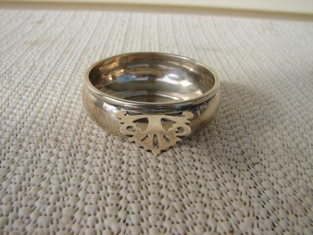C. 1920 STERLING SILVER PORRINGER 3