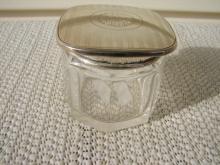 C. 1920 CRYSTAL GLASS DRESSING JAR W/TOP
