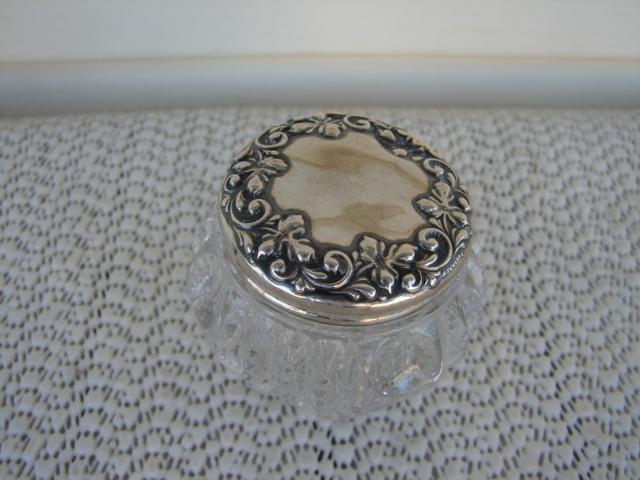 C. 1920 CRYSTAL GLASS JAR W/STERLING COVER