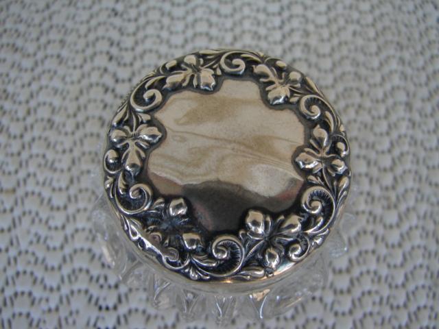 C. 1920 CRYSTAL GLASS JAR W/STERLING COVER