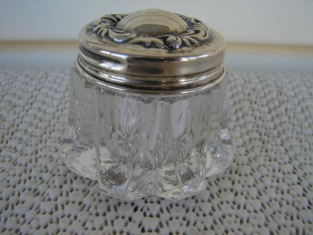 C. 1920 CRYSTAL GLASS JAR W/STERLING COVER