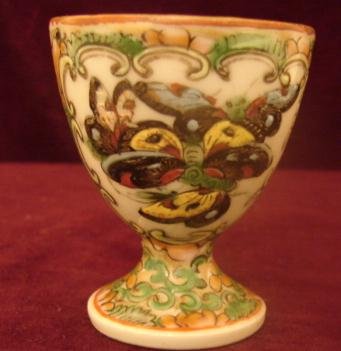 CHINESE EXPORT EGG CUP