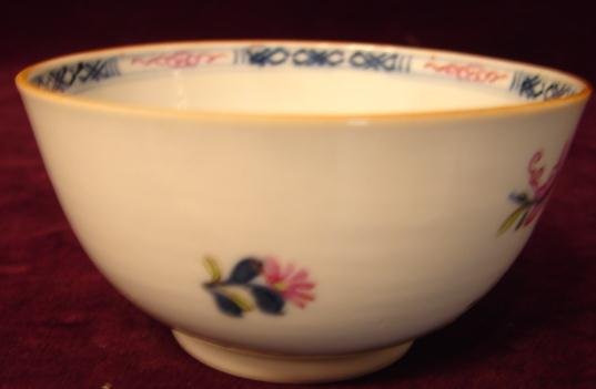 18TH CENTURY CHINESE EXPORT FAMILLE ROSE
