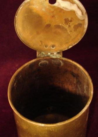 BRASS POT WITH KEROSENE LIGHTER