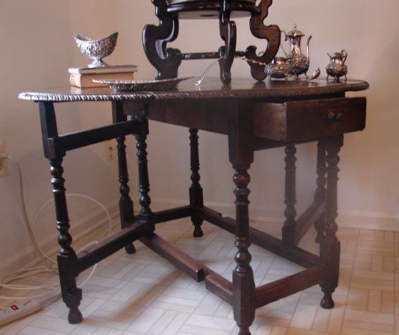 C. 1790 JACOBEAN ENGLISH OAK OVAL TABLE W/TWO