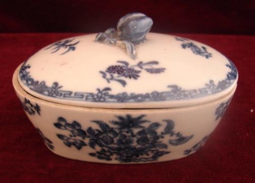 CHINESE EXPORT 18TH. CENTURY COVERED SOAP DISH
