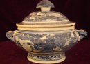 C. 1800 CHINESE EXPORT NANKING TUREEN