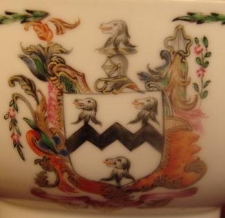 C. 1780 CHINESE EXPORT ARMORIAL TEA BOWL 4 1/4