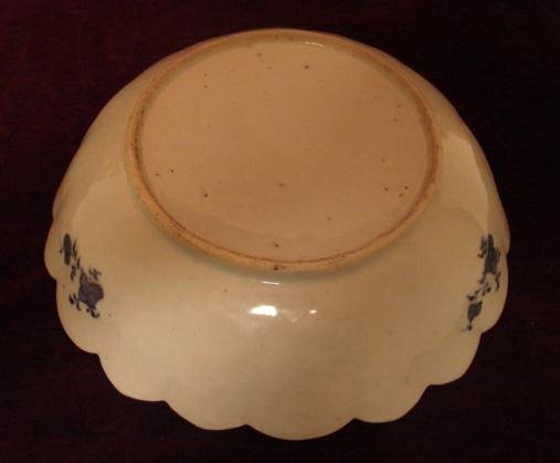 C.1840 CHINESE EXPORT BLUE CANTON SCALLOPED