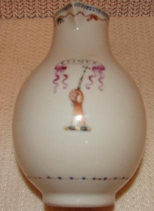 C. 1785 CHINESE EXPORT CREAM JUG W/ ARMORIAL CREST