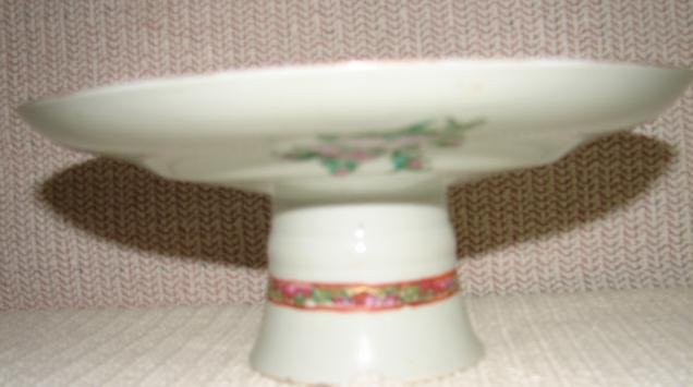 C. 1880 CHINESE EXPORT ROSE MEDALLION TAZZA/CAKE PLATE
