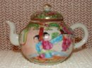C. 1890 CHINESE EXPORT ROSE MEDALLION MINI TEAPOT