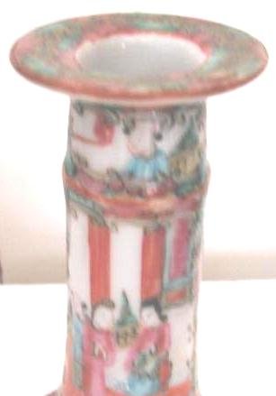 C. 1900 CHINESE EXPORT ROSE MEDALLION CANDLESTICK