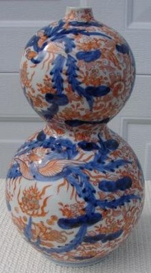 C. 1880 JAPANESE IMARI DOUBLE GOURD VASE 11