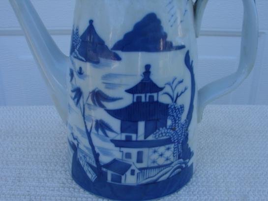 MOTTAHEDEH CHINESE EXPORT BLUE CANTON LIGHTHOUSE TEAPOT
