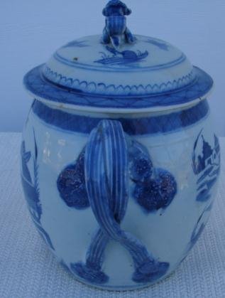 C. 1820-1840 CHINESE EXPORT BLUE CANTON CIDER JUG