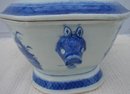 C. 1820 CHINESE EXPORT BLUE CANTON SOUP TUREEN