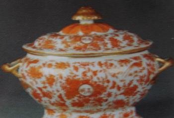 C. 1820-1840 CHINESE EXPORT SOUP TUREEN SACRED BIRD AND BUTTERFLY WITH COVER
