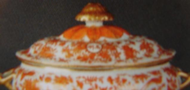 C. 1820-1840 CHINESE EXPORT SOUP TUREEN SACRED BIRD AND BUTTERFLY WITH COVER