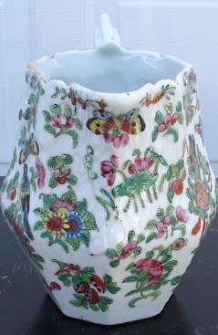 C. 1850 CHINESE EXPORT ROSE CANTON SCALLOPED PITCHER 7