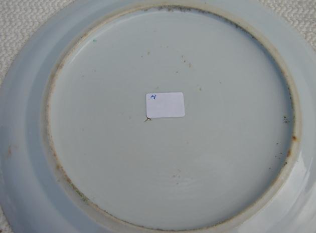 C. 1850 1000 BUTTERFLY PLATE 9 1/4