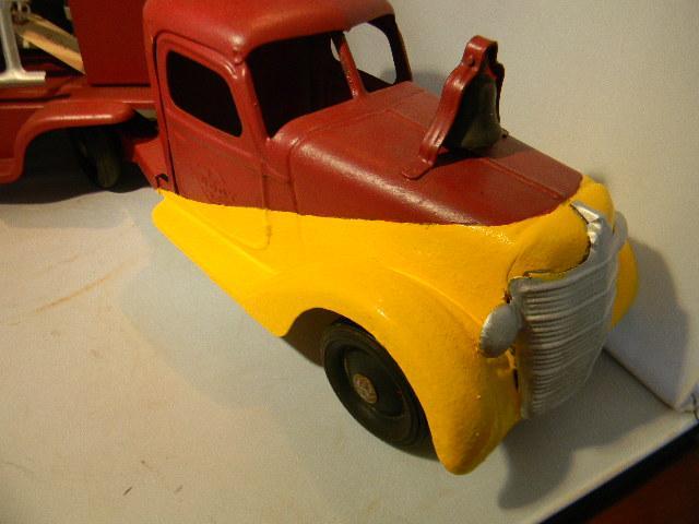 BUDDY L 1940'S LADDER TRUCK