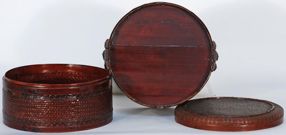 Chinese Woven Round Food Basket with Handle