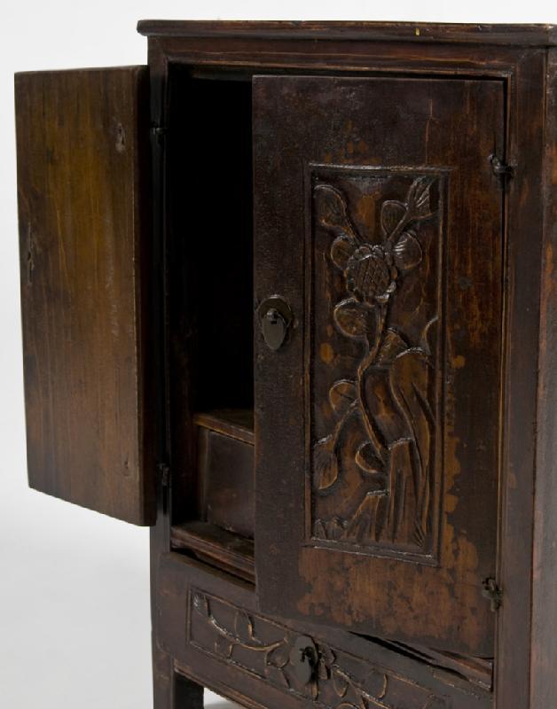 Antique Chinese Lady's Chest