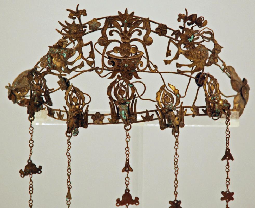 Late 19th Century Chinese Lady's Gilt Tiara