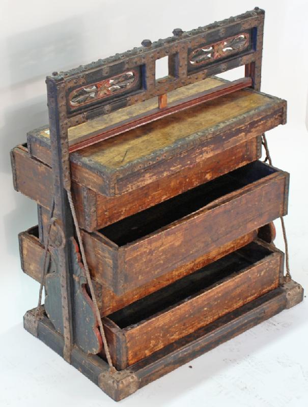 Chinese Antique Wedding Carrying Box