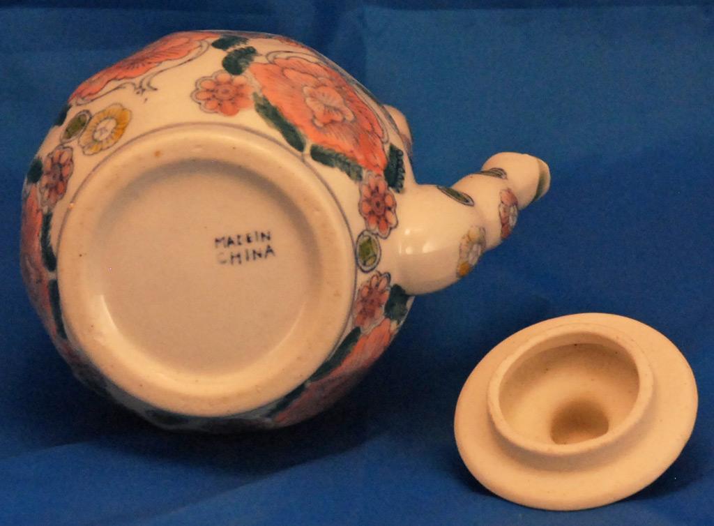 Chinese Porcelain Teapot