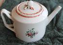 18th Century Chinese Export teapot with Rasberry Finial