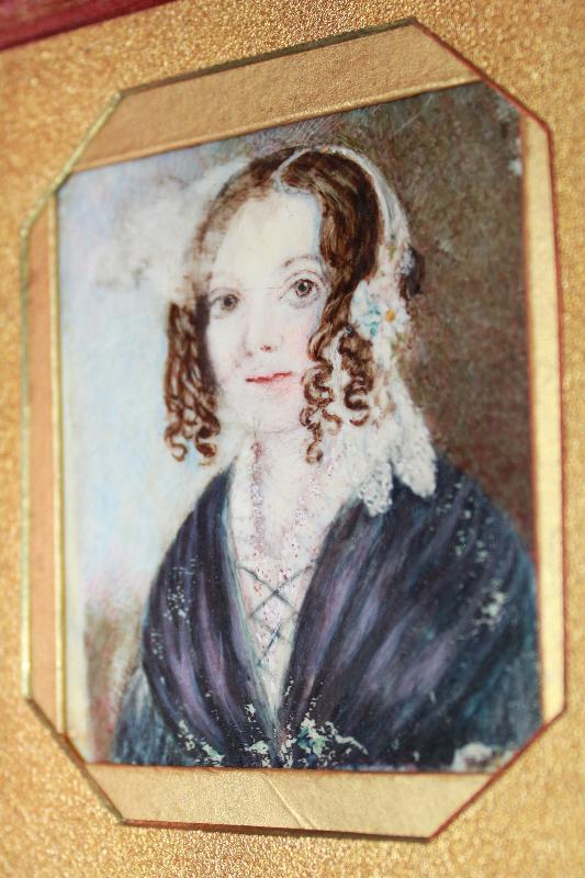 Miniature on Ivory Primitive Portrait of early Coloial American woman
