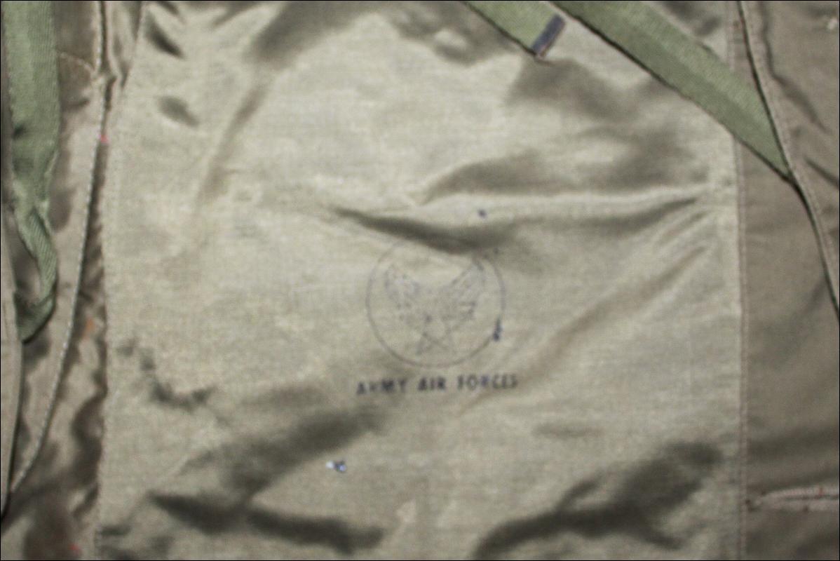 WWII Army Air Force Type C1 3206 Pilots Survival Vest unused, from special forces soldier