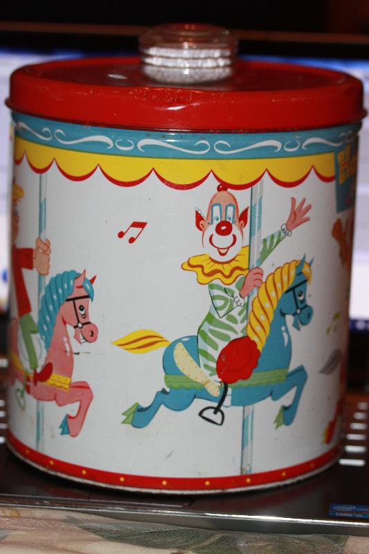 Howdy duty Cookie jar autographed by Buffalo Bob Smith