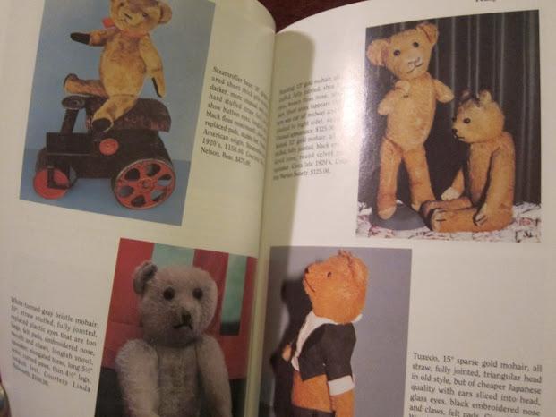 Teddy Bears & Steiff Animals: Full Color Identification & Value Guide