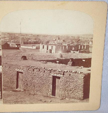 GURNSEY - STEREOVIEW - ADOBE HOUSES IN SANTE FE, NEW MEXICO