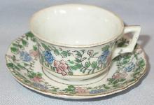 BEAUTIFUL HANDPAINTED TEA CUP & SAUCER