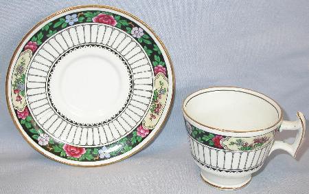 BEAUTIFUL HANDPAINTED TEA CUP & SAUCER