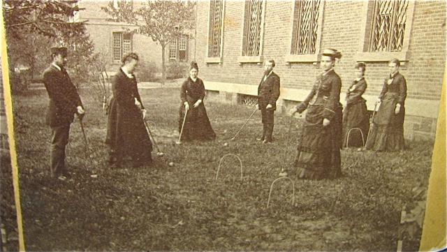 STEREOVIEW - PLAYING CROQUET