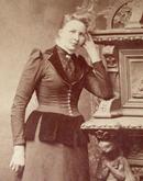 CABINET PHOTO OF VICTORIAN WOMAN