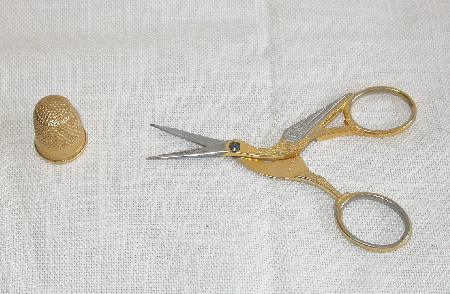 GERMANY GOLD SCIZZORS AND THIMBLE IN CASE