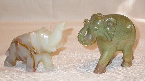 ONYX ELEPHANT & SOAPSTONE ELEPHANT