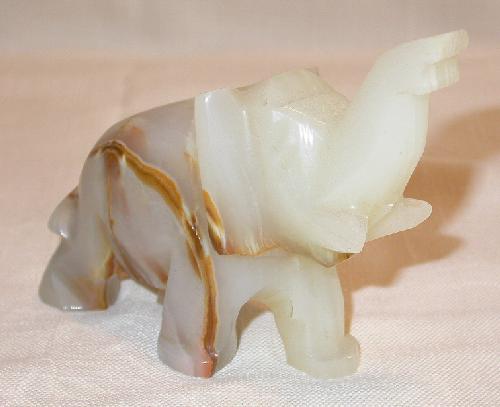 ONYX ELEPHANT & SOAPSTONE ELEPHANT