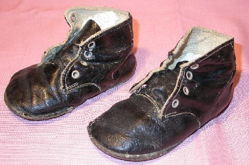 1930s BLACK HIGH TOP CHILDREN'S SHOES