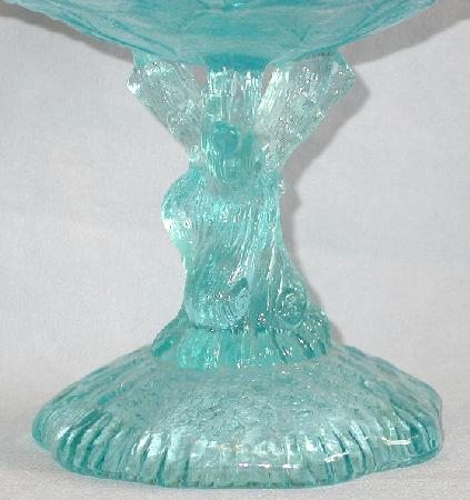 BEAUTIFUL PEDESTAL SERVING STAND