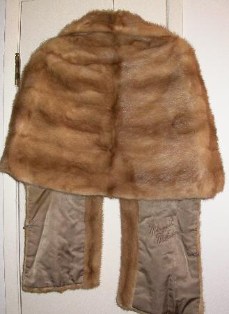 BEAUTIFUL VINTAGE MINK STOLE