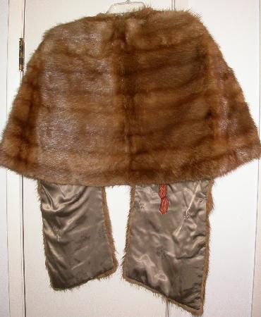 BEAUTIFUL VINTAGE MINK STOLE