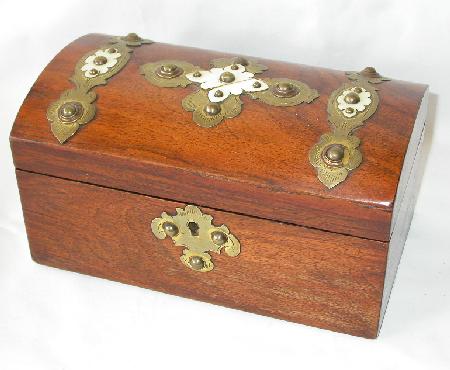 LOVELY TEA CADDY