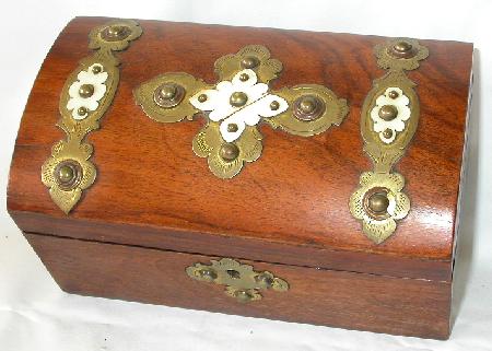 LOVELY TEA CADDY